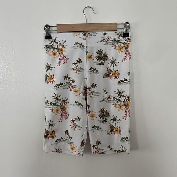 Forever 21 tropical print bikers shorts - Picture 1 of 3